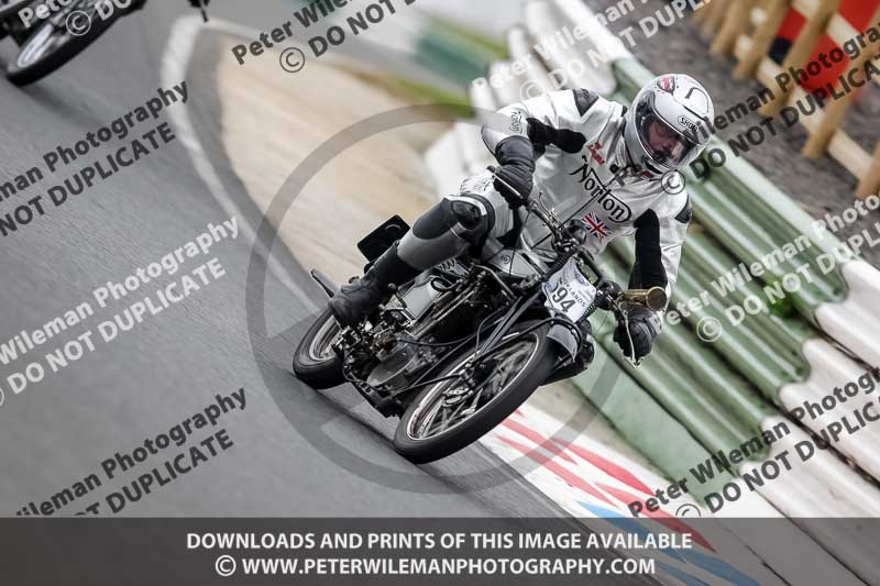 Vintage motorcycle club;eventdigitalimages;mallory park;mallory park trackday photographs;no limits trackdays;peter wileman photography;trackday digital images;trackday photos;vmcc festival 1000 bikes photographs